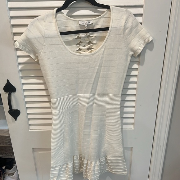 Sandro White Knit Fitted Dress with Knot Back Detail Size 3 - Picture 1 of 6